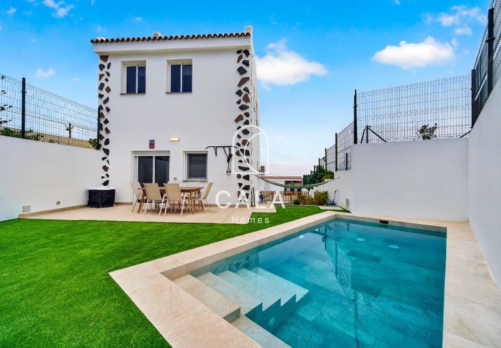 Villa i Adeje, Tenerife, Adeje - € 750.000 | Ref: 1355 - foto 1