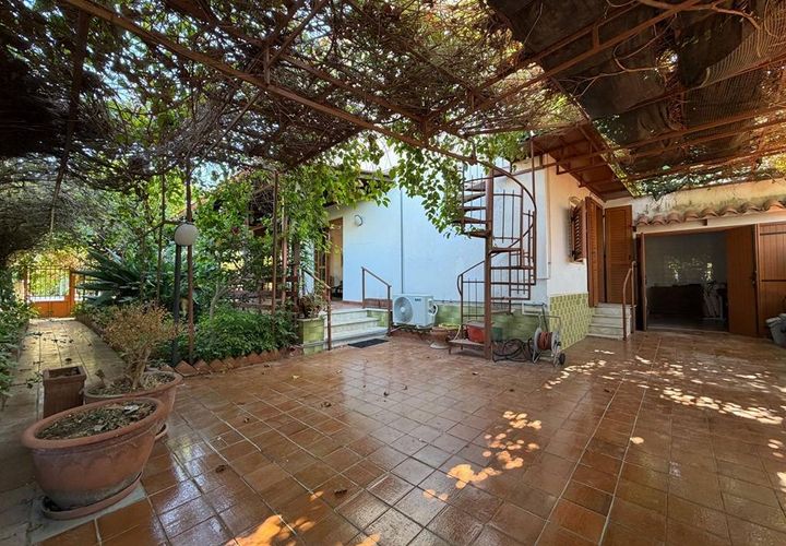 Villa em Palermo, Palermo, Palermo - € 390.000 | Ref: Circe - foto 1