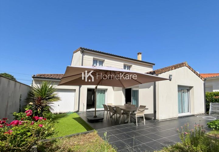 Villa i Pessac, Gironde, Pessac - € 668 000 | Ref: VM7633-HOMEKARE-HK - foto 1