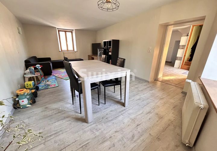 Herregård i Dole, Jura, Dole - € 129 000 | Ref: 19390TF - foto 1