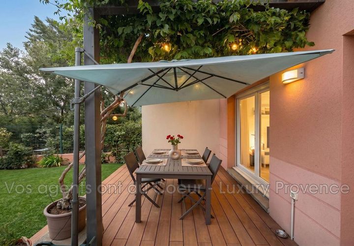 Villa a Gardanne, Bouches-du-Rhone, Gardanne - € 399.000 | Ref: 889V1942M - foto 1