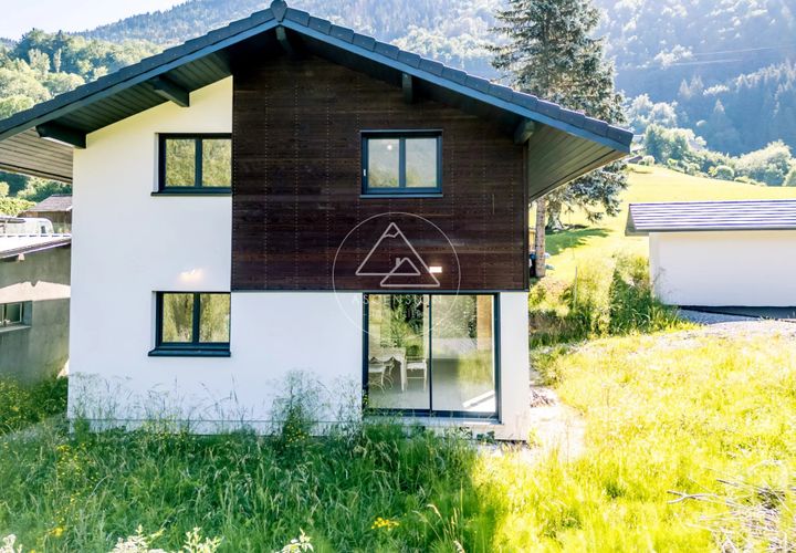 Træhytte i Saint-Jean-d'Aulps, Haute-Savoie, Saint-Jean-d'Aulps - € 550.000 | Ref: 207 - foto 1