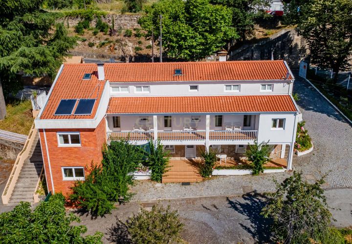 Farm hus i Covilha, Castelo Branco, Covilha - € 800.000 | Ref: C0383-01464 - foto 1