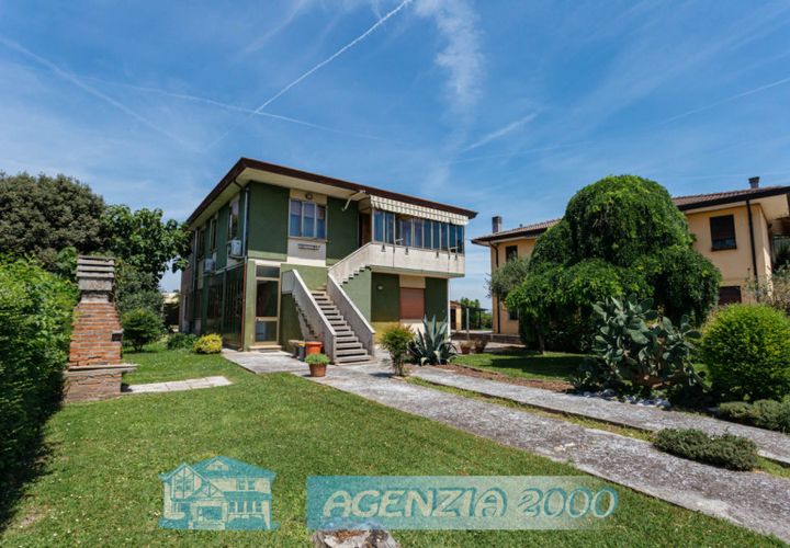 Villa a Bovolenta, Padua, Bovolenta - € 130.000 | Ref: B114 - foto 1