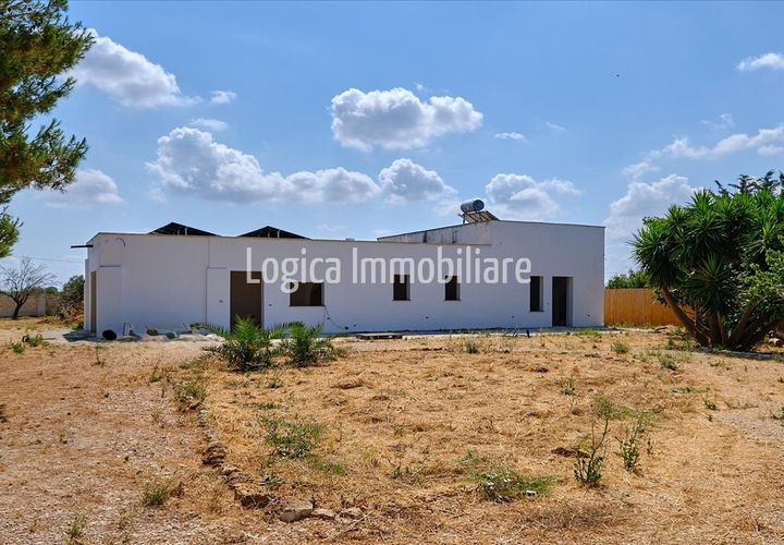 Villa i Nardo, Lecce, Nardo - € 290 000 | Ref: VL405 - foto 1