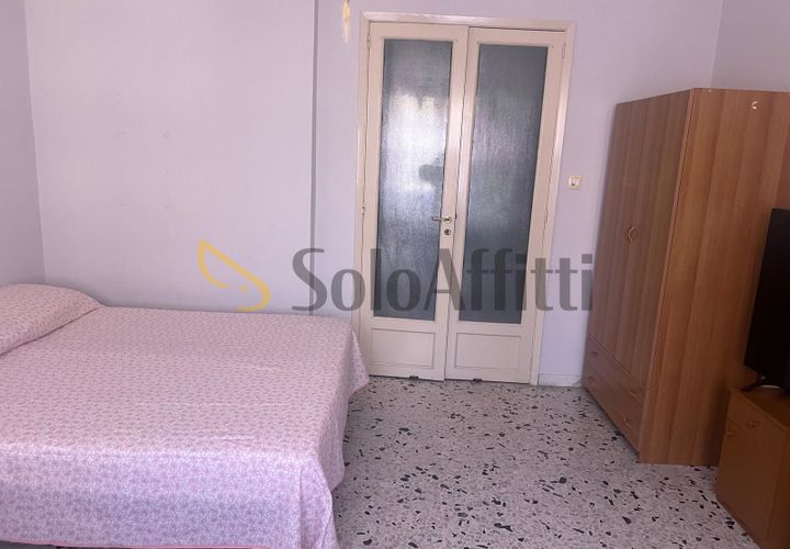 Estudi a Catania, Catania, Catania - € 280/mes | Ref: CameraVialeIonio - foto 1