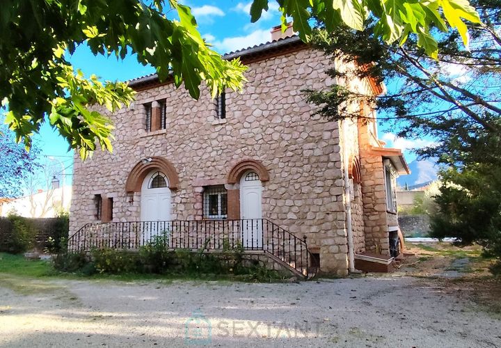 Villa i Prades, Pyrenees-Orientales, Prades - € 550.000 | Ref: 5E5F4BC77EC64AB3 - foto 1