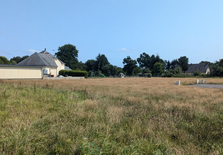 Grond in Lignol, Morbihan, Lignol - € 27.876 | Ref: FEA06E5A4AB14318 - foto 1