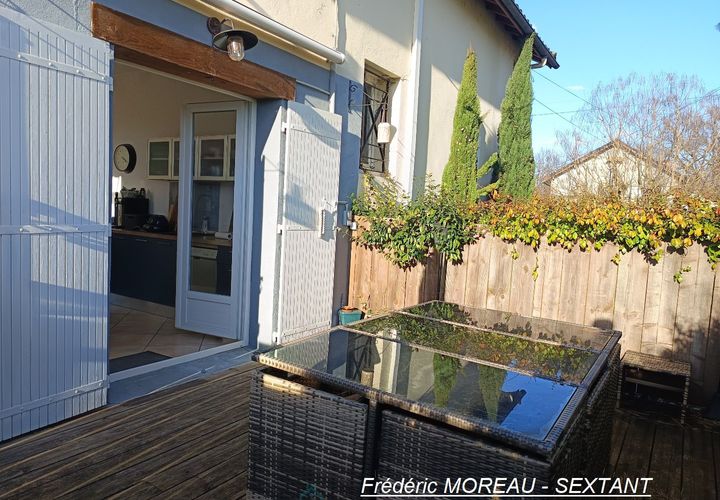 Villa a Bergerac, Dordogne, Bergerac - € 238.500 | Ref: E82F3B6C3E2C4B94 - foto 1