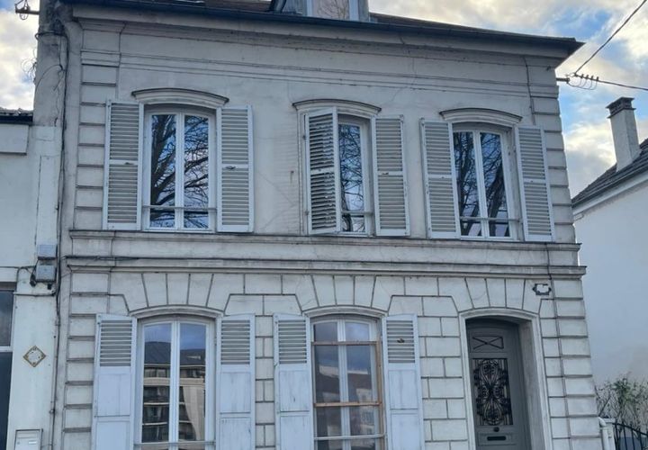 Byhus i Melun, Seine-et-Marne, Melun - € 399.000 | Ref: 5AD9E095A9FA4EE6 - foto 1