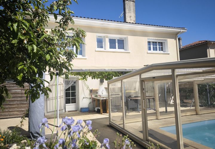 Villa a Bergerac, Dordogne, Bergerac - € 243.000 | Ref: 111E8C6DE8D048DA - foto 1