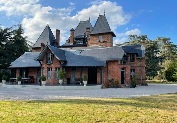 Villa i Salbris, Loir-et-Cher, Salbris - € 2.085.000 | Ref: A89E2DDDB1CA4A4A - foto 1