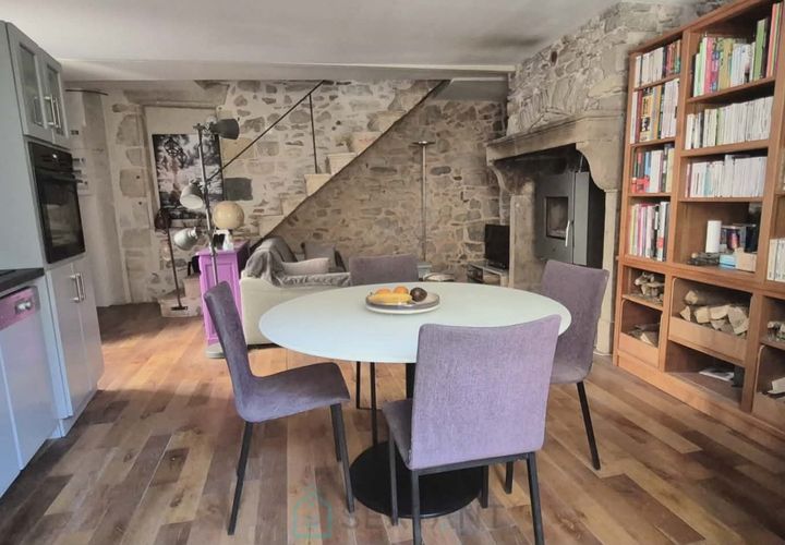 Landsbyhus i Montpeyroux, Puy-de-Dome, Montpeyroux - € 207.000 | Ref: F1C0CE056E694ABC - foto 1