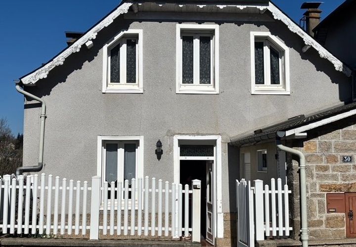 Dorfhaus in Treignac, Correze, Treignac - € 118.000 | Ref: 365BC00B41D34B37 - Foto 1