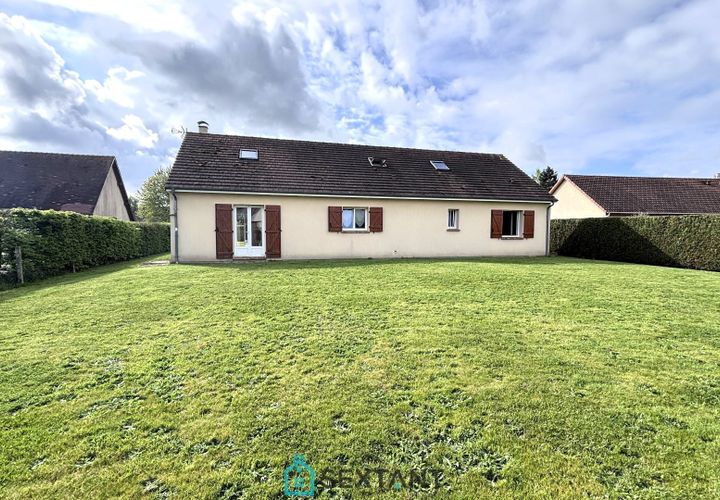 Villa i Brionne, Eure, Brionne - € 230.000 | Ref: 18BC8E4681AF42DA - foto 1
