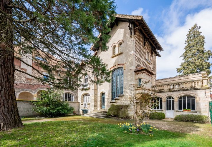 Villa a Fontainebleau, Seine-et-Marne, Fontainebleau - € 1.320.000 | Ref: F06ABD6ABA2A4A91 - foto 1