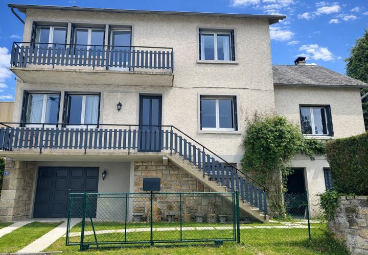 Dorfhaus in Treignac, Correze, Treignac - € 158.500 | Ref: C28AAF2A1183427B - Foto 1