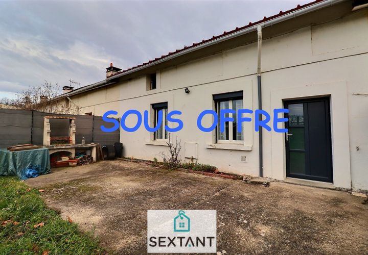 Rækkehus i Thiers, Puy-de-Dome, Thiers - € 77.000 | Ref: 36F3527EC3BE438E - foto 1