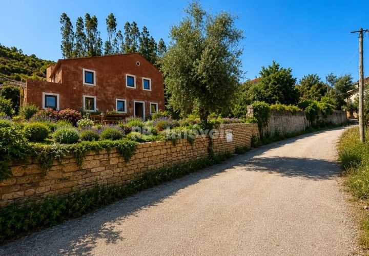 Villa a Alvaiazere, Leiria, Alvaiazere - € 125.000 | Ref: 02055-26 - foto 1