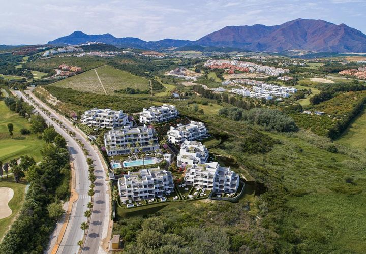 Lejlighed i Casares, Malaga, Casares - € 595.700 | Ref: AluraGolfM3 - foto 1