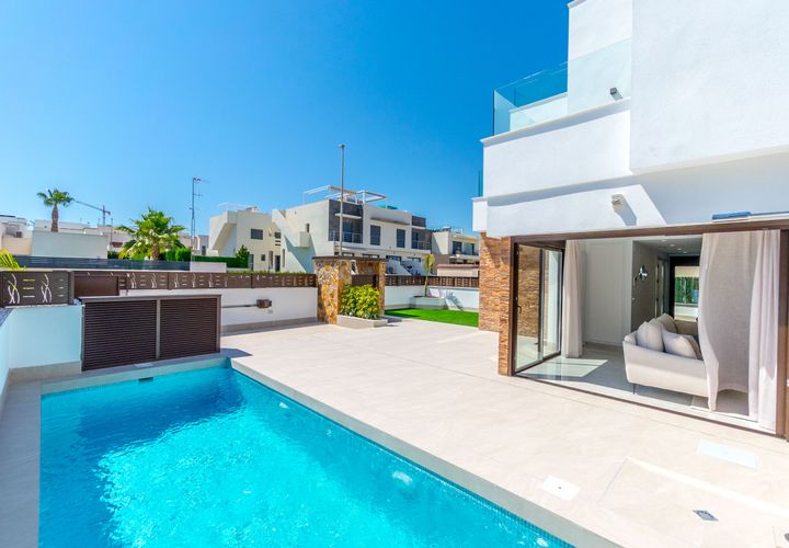 Byhus i Ciudad Quesada, Alicante, Ciudad Quesada - € 540.000 | Ref: CLDT-74909 - foto 1