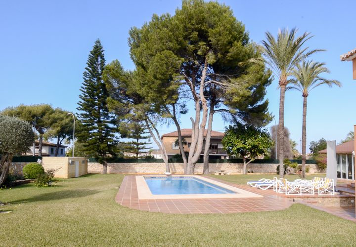 Villa a Denia, Alicante, Denia - € 1.250.000 | Ref: 3230 - foto 1