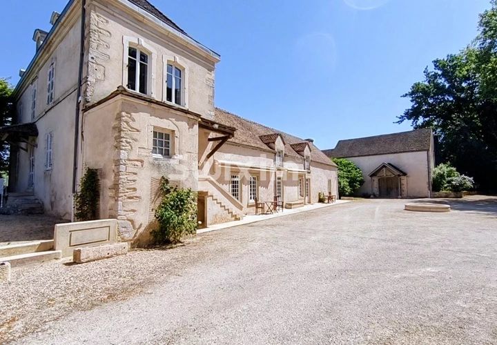 Landejendom i Beaune, Cote-d'Or, Beaune - € 1.490.000 | Ref: 70841PP - foto 1