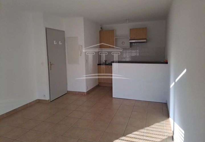 Apartament a Sorgues, Vaucluse, Sorgues - € 498/mes | Ref: 8408 - foto 1