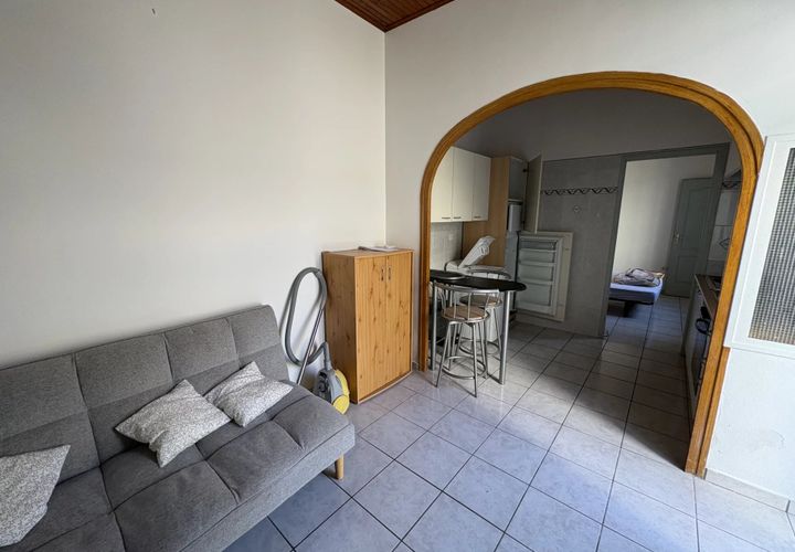 Apartament a Nimes, Gard, Nimes - € 485/mes | Ref: 87151952 - foto 1