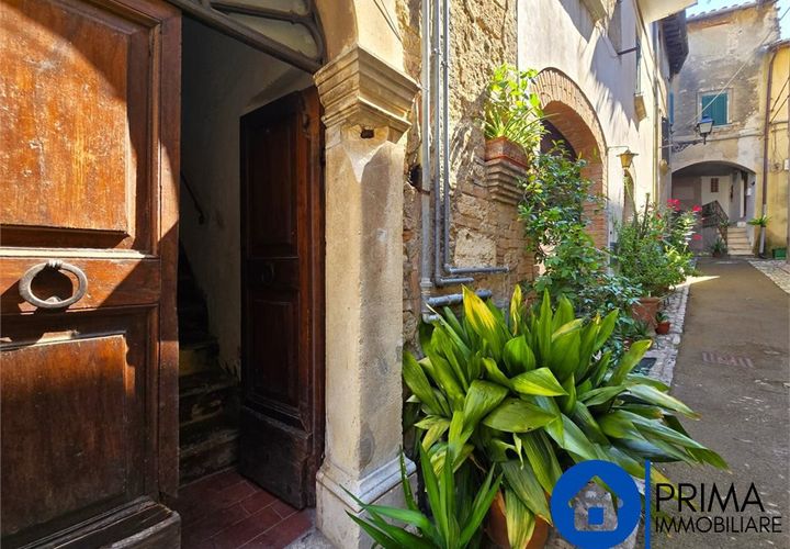 Apartamento en Terni, Terni, Terni - € 38.000 | Ref: UFF-38 - photo 1
