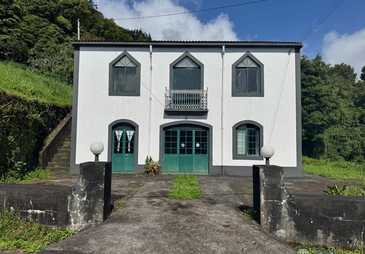 Byhus i Horta, Faial, Horta - € 350.000 | Ref: 1174 - foto 1