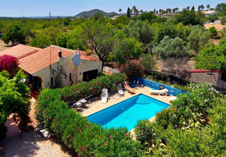 Villa i Almancil, Faro, Almancil - € 690.000 | Ref: AB031 AC - foto 1
