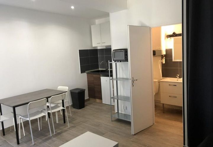 Estudi a Dijon, Cote-d'Or, Dijon - € 535/mes | Ref: 752826 - foto 1