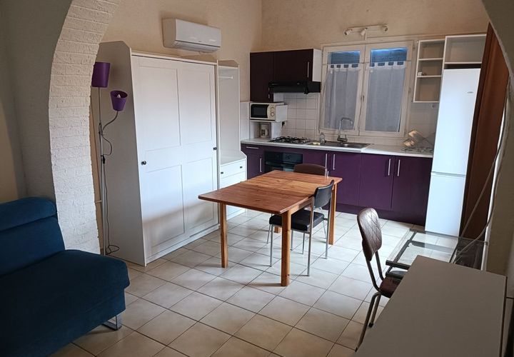 1-Zimmerwohnung in Aramon, Gard, Aramon - € 490/Monat | Ref: 725450 - Foto 1