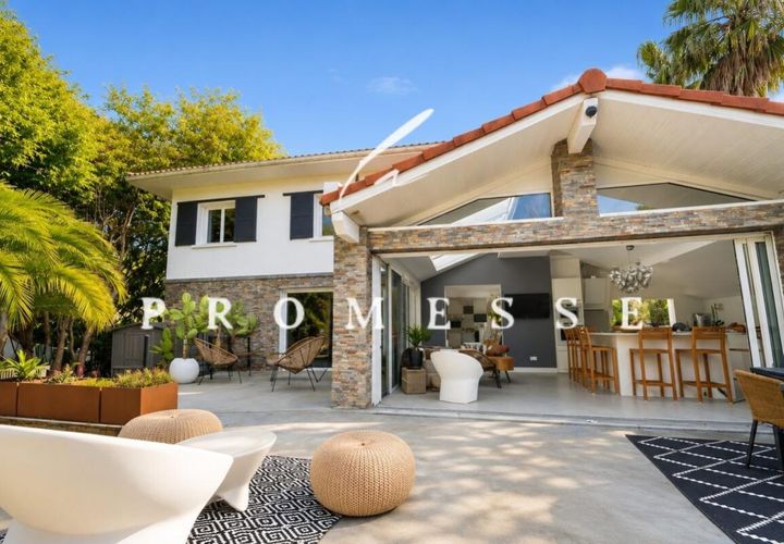 Villa i Biarritz, Pyrenees-Atlantiques, Biarritz - € 1.850.000 | Ref: getkey_11294 - foto 1