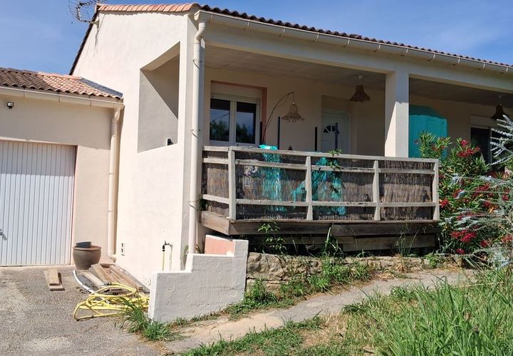 Villa a Barjac, Gard, Barjac - € 1.105/mes | Ref: 892582 - foto 1