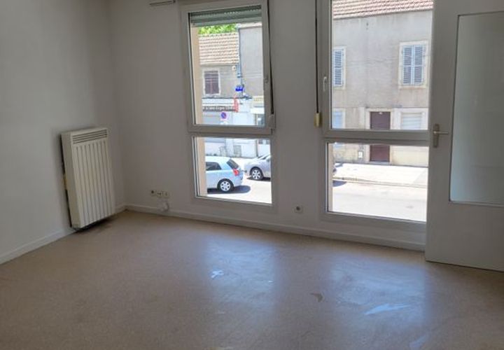 Estudi a Dijon, Cote-d'Or, Dijon - € 500/mes | Ref: 892386 - foto 1