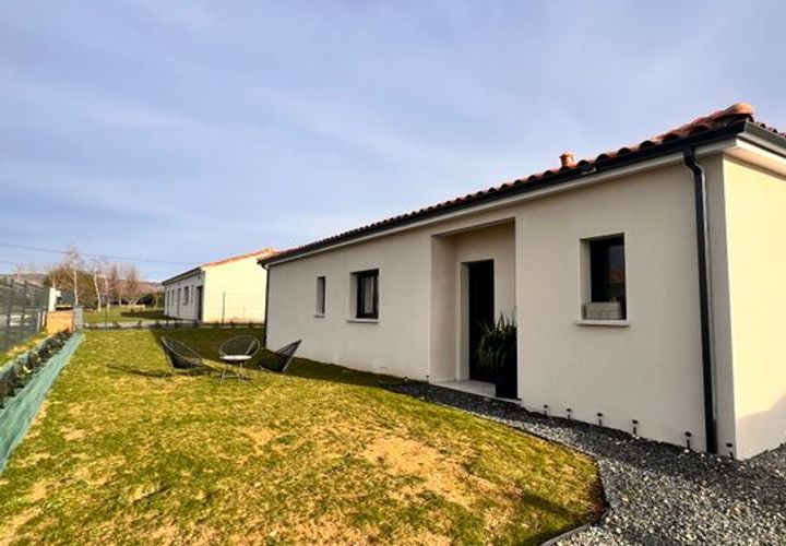 Villa a Castres, Tarn, Castres - € 1.250/mes | Ref: 888717 - foto 1