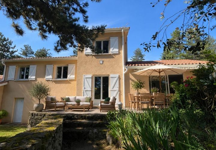 Villa a Salvizinet, Loire, Salvizinet - € 355.000 | Ref: 99M26 - foto 1