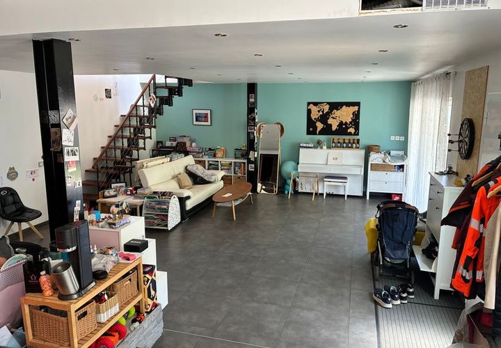 Villa a Lyon, Rhone, Lyon - € 2.600/mes | Ref: 893387 - foto 1