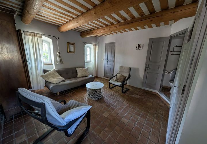 Villa i Grans, Bouches-du-Rhone, Grans - € 1.100/måned | Ref: 887915 - foto 1