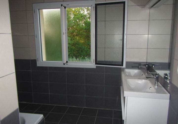 Villa a Saint-Quentin-Fallavier, Isere, Saint-Quentin-Fallavier - € 1.464/mes | Ref: 792392 - foto 1