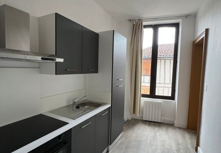 Apartament a Nontron, Dordogne, Nontron - € 490/mes | Ref: 852183 - foto 1