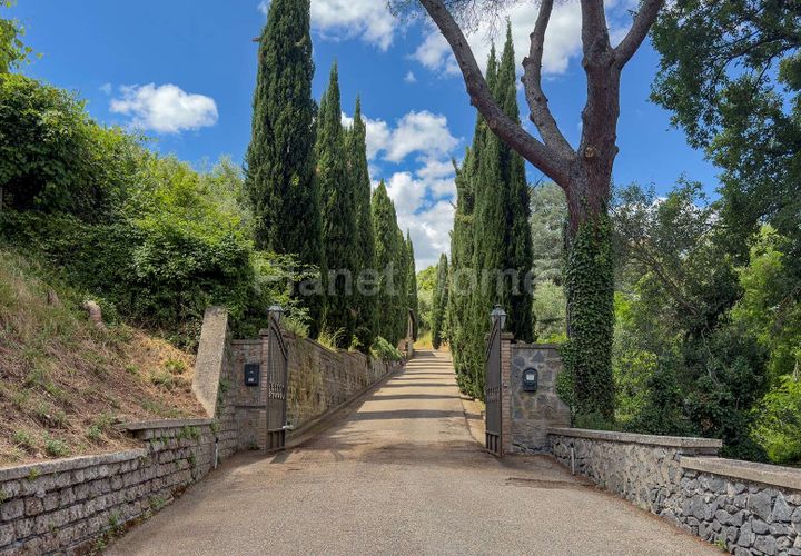 Villa a Bagnoregio, Viterbo, Bagnoregio - € 1.500.000 | Ref: TOS05-1376808 - foto 1