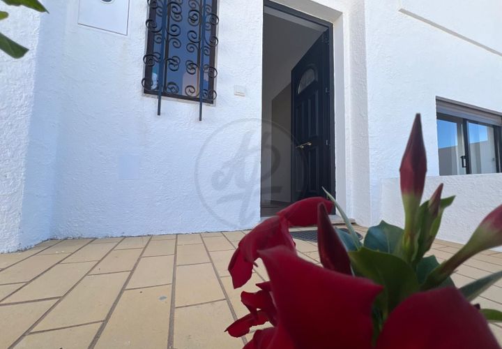 Byhus i Lagos, Faro, Lagos - € 2.500/måned | Ref: RVA07LG - foto 1