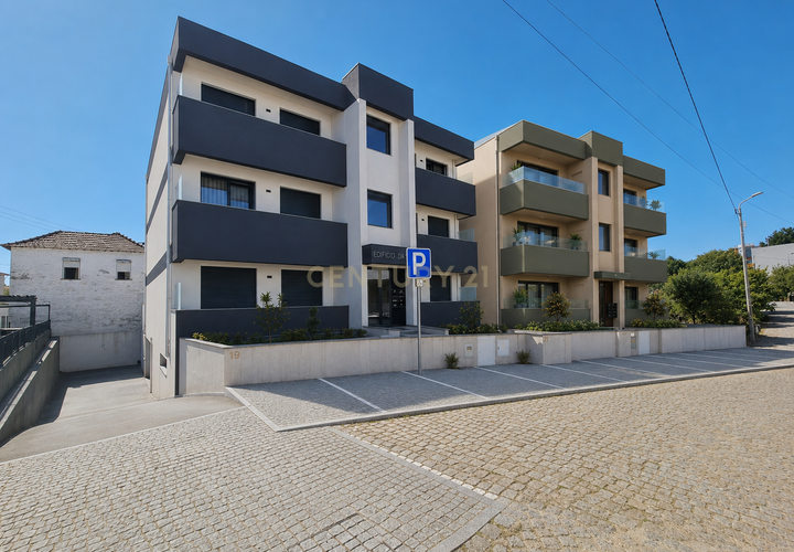 Helårsgrund i Paredes, Porto, Paredes - € 175.000 | Ref: C0188-01845 - foto 1