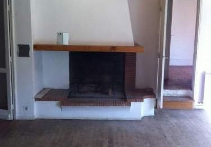 Villa a Nimes, Gard, Nimes - € 1.200/mes | Ref: 429933 - foto 1