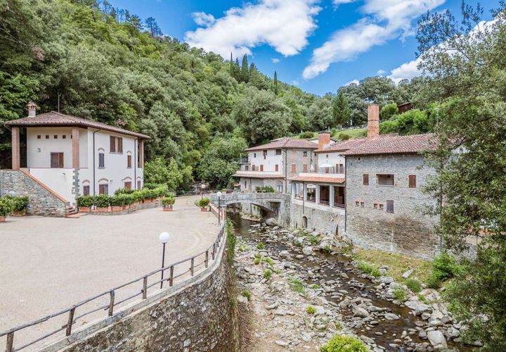 Farm hus i Loro Ciuffenna, Arezzo, Loro Ciuffenna - € 3.300.000 | Ref: ILV92387-1390653 - foto 1