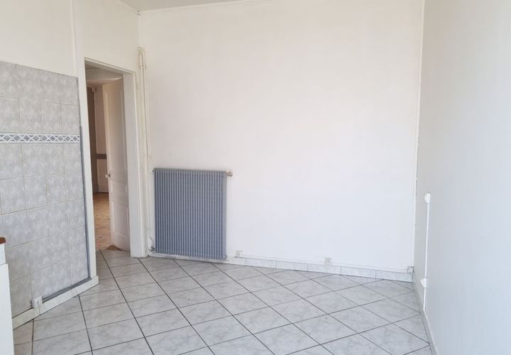 Wohnung in Saint-Chamond, Loire, Saint-Chamond - € 480/Monat | Ref: 890889 - Foto 1