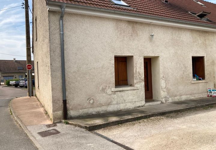 Villa a Sevrey, Saone-et-Loire, Sevrey - € 725/mes | Ref: 889092 - foto 1